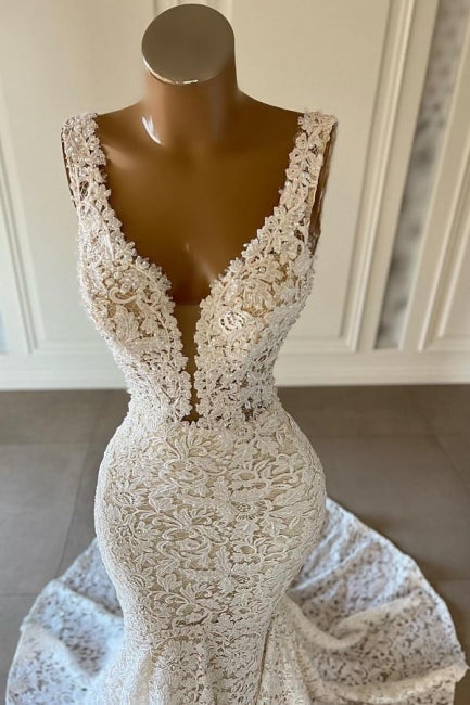 Abiti da sposa lunghi a sirena con scollo a V e senza maniche, con pizzo