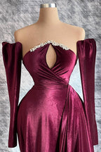 Vestido de Festa Comprido de Veludo com Lantejoulas, Mangas Compridas e Cauda