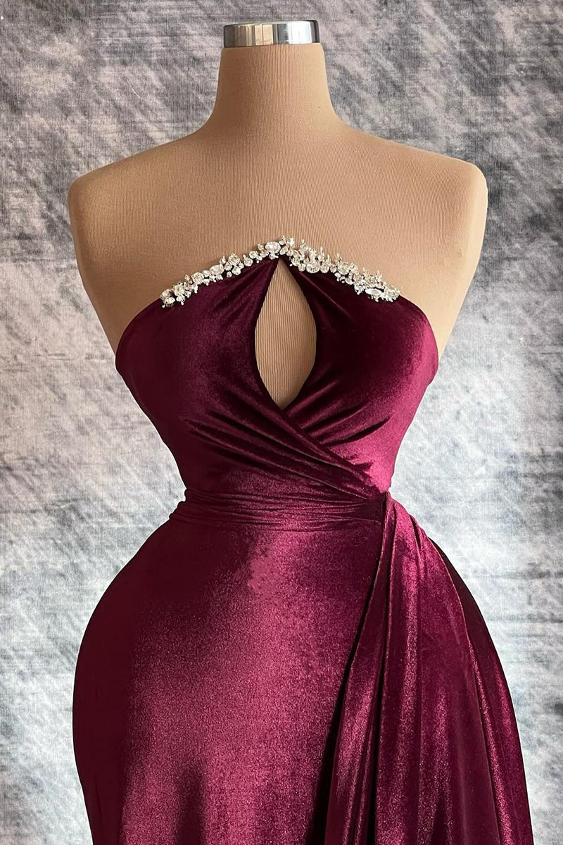 Vestido de Festa Comprido de Veludo com Lantejoulas, Mangas Compridas e Cauda
