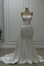 Vestido de Noiva Marfim de Cetim, Sem Alças e Sem Mangas, com Contas, Estilo Sereia, de Designer