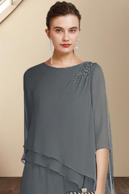 Fato de Mãe da Noiva de Dois Peças com Decote Redondo em Chiffon e Mangas Curtas Vestidos de Dama de Honra com Folhos