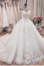 Abiti da sposa da designer principessa | Abiti da sposa in pizzo