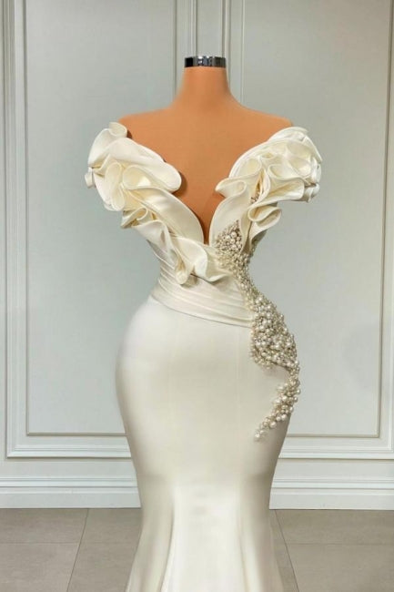 Vestidos de noche largos blancos con volantes de perla de diseñador