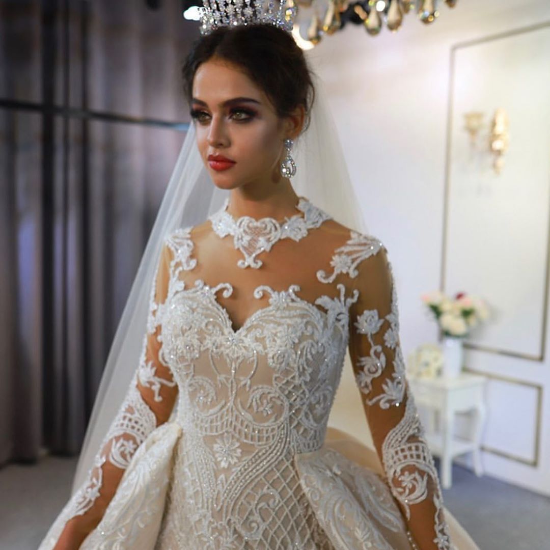 Floor Length A Line Sweetheart Long Sleeves Wedding Dress With Appliques Lace