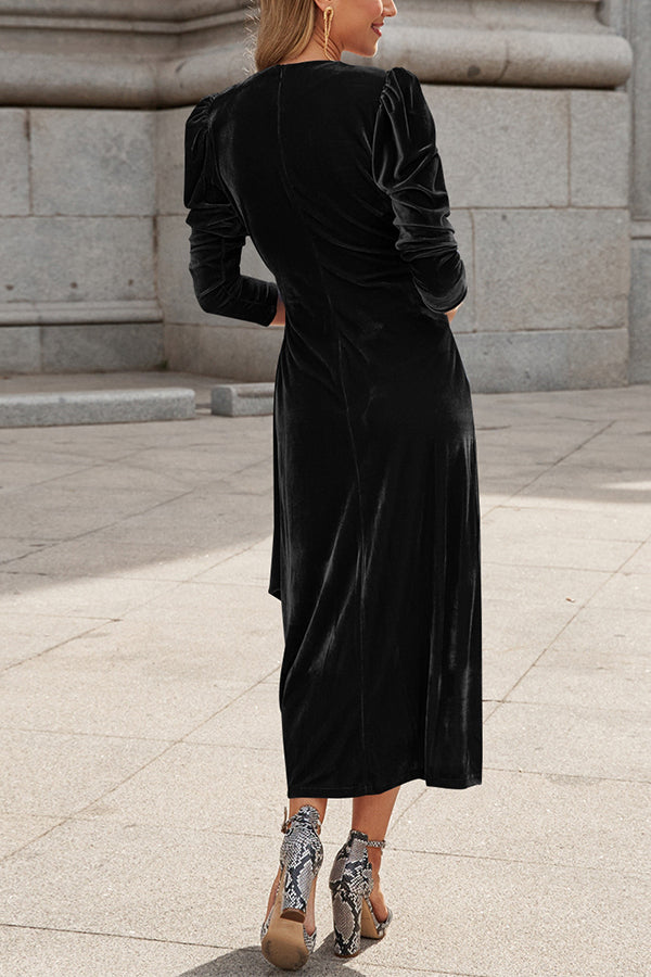 Vestido de noite elegante de manga comprida com design francês em veludo dourado