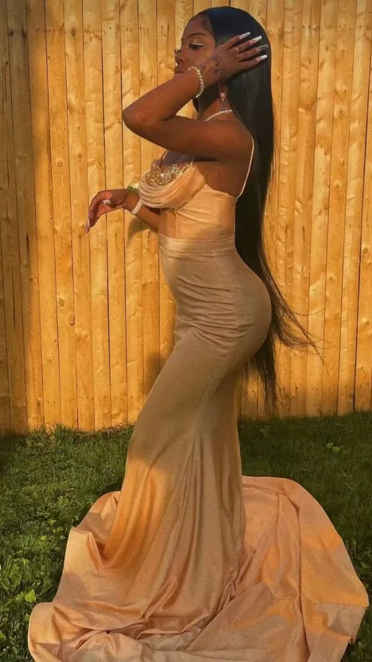 Robe de soirée sexy sirène à bretelles spaghetti avec traîne Y544