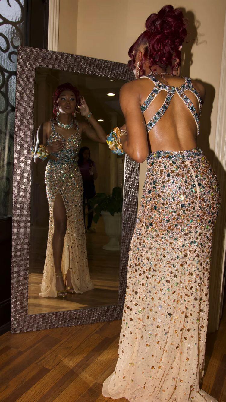 Robe de soirée luxueuse en cristal sirène fendue sur le côté robe de soirée sexy Y547