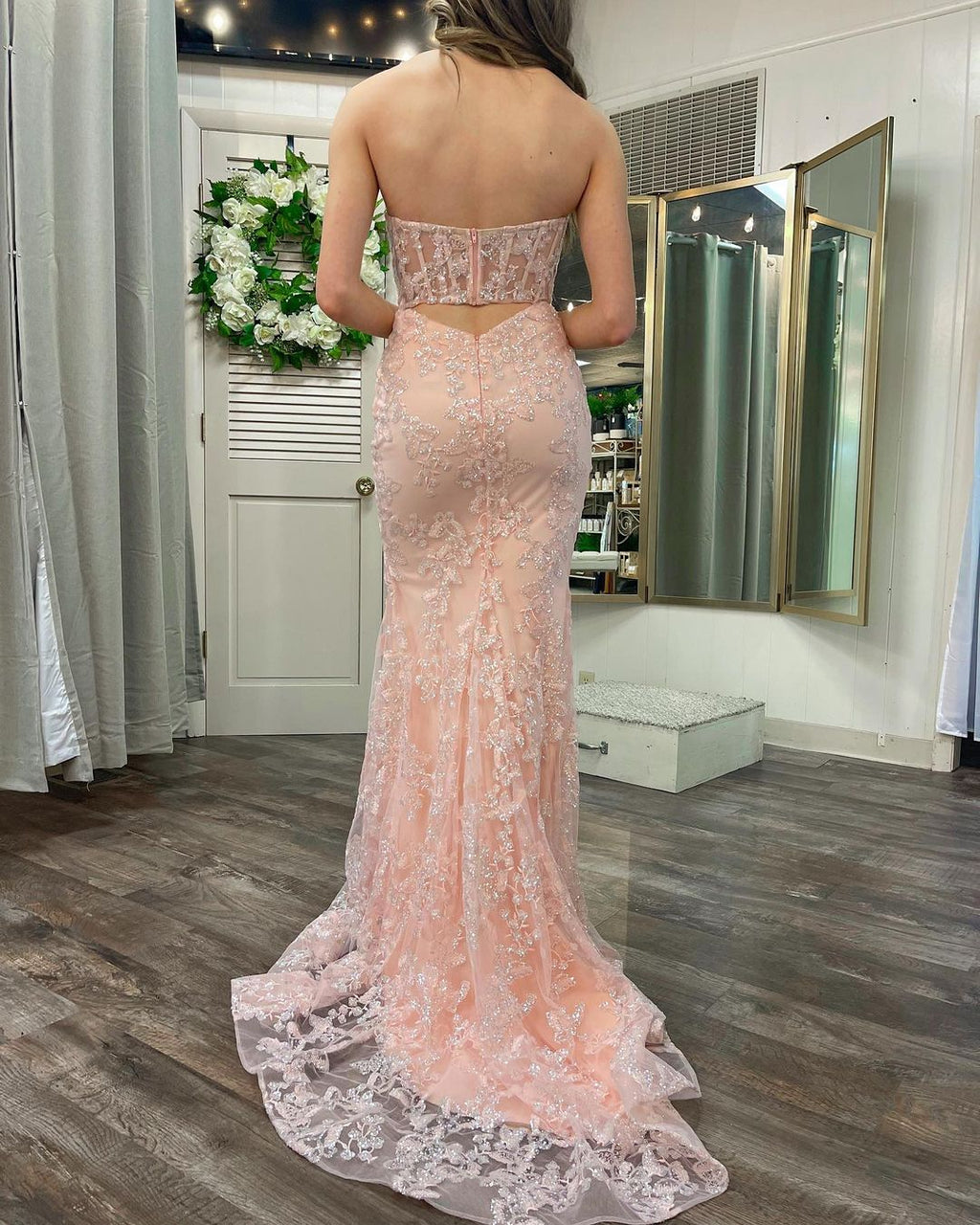 Vestido longo de baile com renda e lantejoulas, decote coração, estilo sereia
