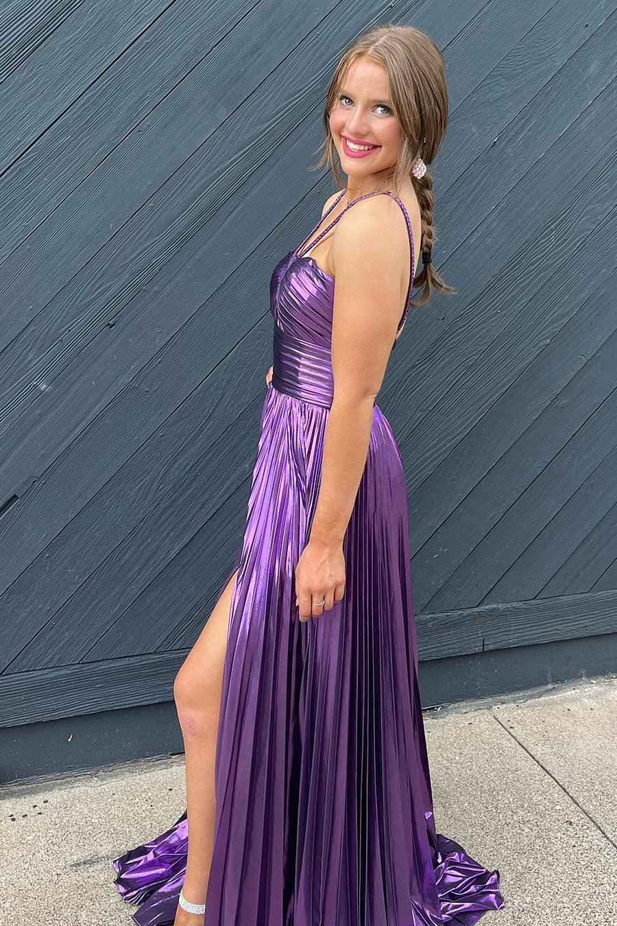 Sparkly Golden A Line Halter Prom Dress With Keyhole Slit
