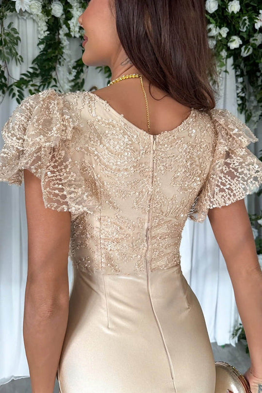 Robe mi-longue patchwork en dentelle et satin de luxe vaporeuse à manches à volants froncées