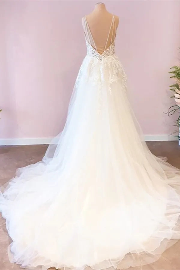 Stunning Floor Length A Line Wedding Dress Sweetheart Neckline Spaghetti Straps