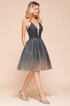 Robe de soirée bronzante élégante à bretelles spaghetti, longueur genou, décolleté en V profond, dos nu, robe de bal avec poche