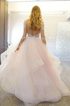 Abiti da sposa eleganti a linea ad A con maniche lunghe in tulle e applicazioni