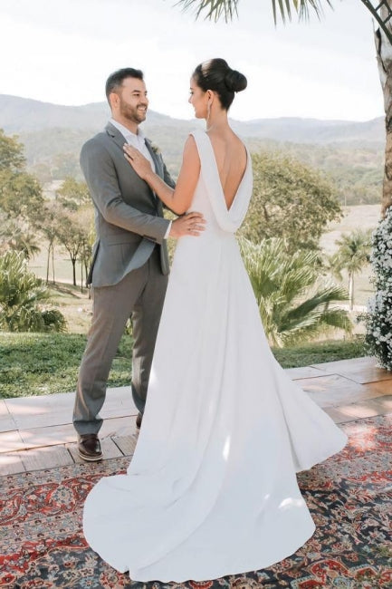 Abito da sposa bianco elegante in raso a linea ad A senza maniche con strascico