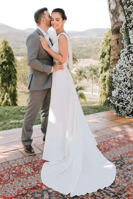 Abito da sposa bianco elegante in raso a linea ad A senza maniche con strascico