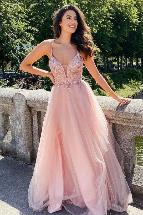 Robe de bal longue en tulle perlée, décolleté en V, coupe évasée élégante, dos nu
