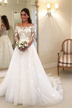 Abiti da sposa eleganti a linea ad A con maniche Abiti da sposa con pizzo