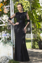 Vestidos de Cetim Pretos Elegantes com Mangas Compridas e Cauda de Sereia
