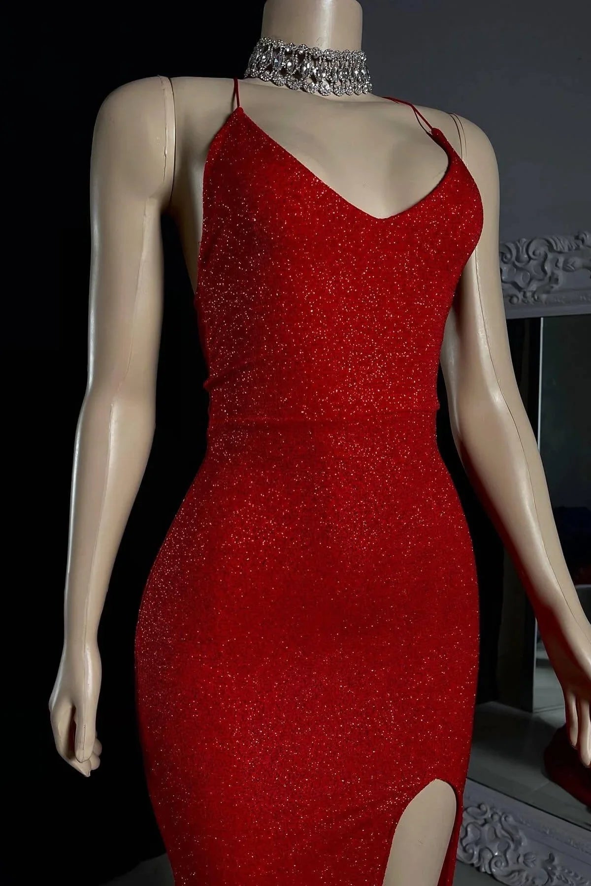 Vestidos de Baile Elegantes com Alças Cruzadas, Fenda Frontal e Cauda de Sereia