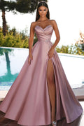 Robe de bal élégante rose poussiéreux à encolure cœur, sans manches, fendue, en ligne A avec paillettes