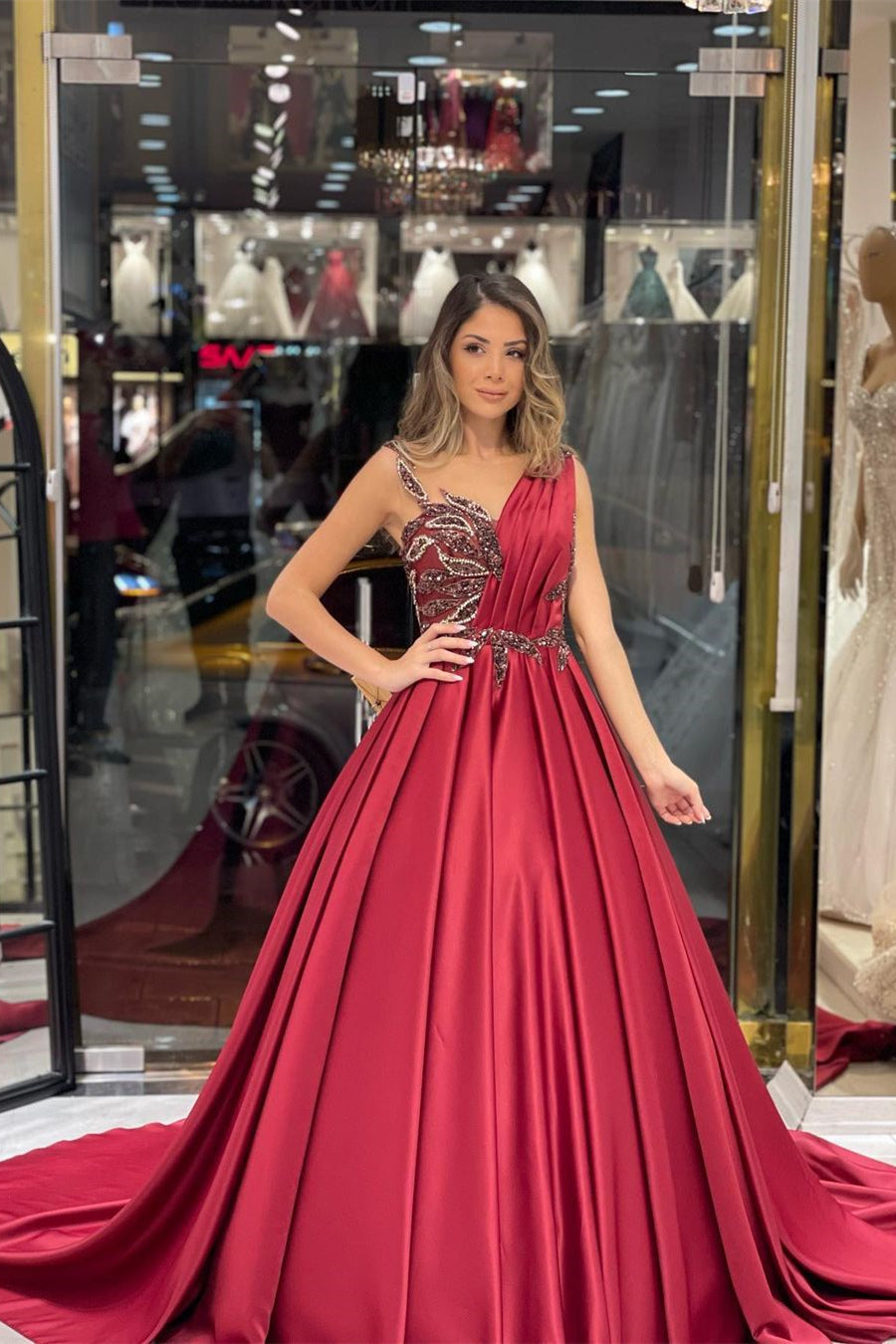 Vestido de Noiva Elegante em Cetim, Comprimento ao Chão, Decote Coração, Sem Mangas, Corte em A com Folhos