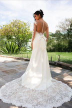 Elegant Ivory Long Sleeves Mermaid Wedding Dress With Appliques And Chapel Train