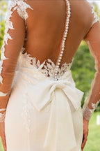 Elegant Ivory Long Sleeves Mermaid Wedding Dress With Appliques And Chapel Train