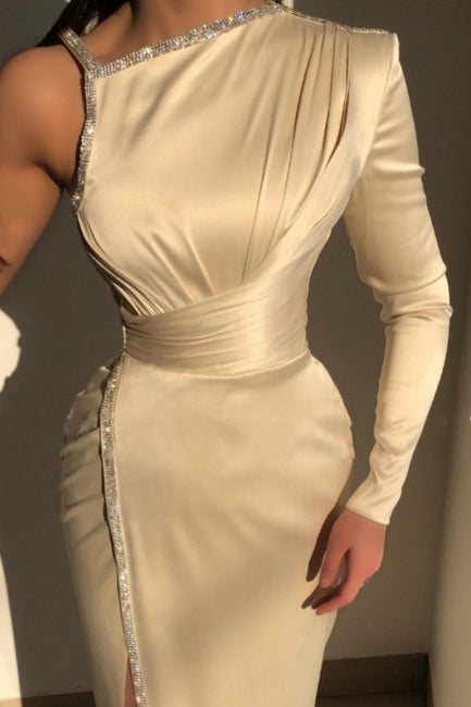 Robes de bal élégantes ivoire à une épaule, manches longues, coupe droite avec paillettes