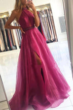 Robe de bal élégante longue en tulle à jupe évasée avec col licou et fente