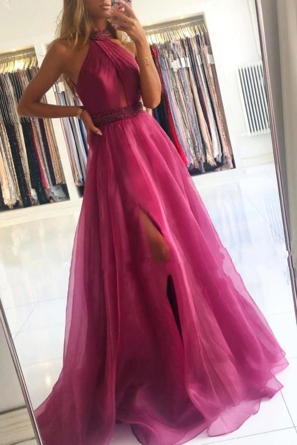 Robe de bal élégante longue en tulle à jupe évasée avec col licou et fente