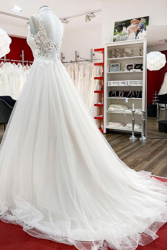 Elegante vestido de novia largo de corte A, estilo princesa, de tul, con escote en forma de corazón y volantes
