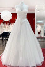 Elegante vestido de novia largo de corte A, estilo princesa, de tul, con escote en forma de corazón y volantes