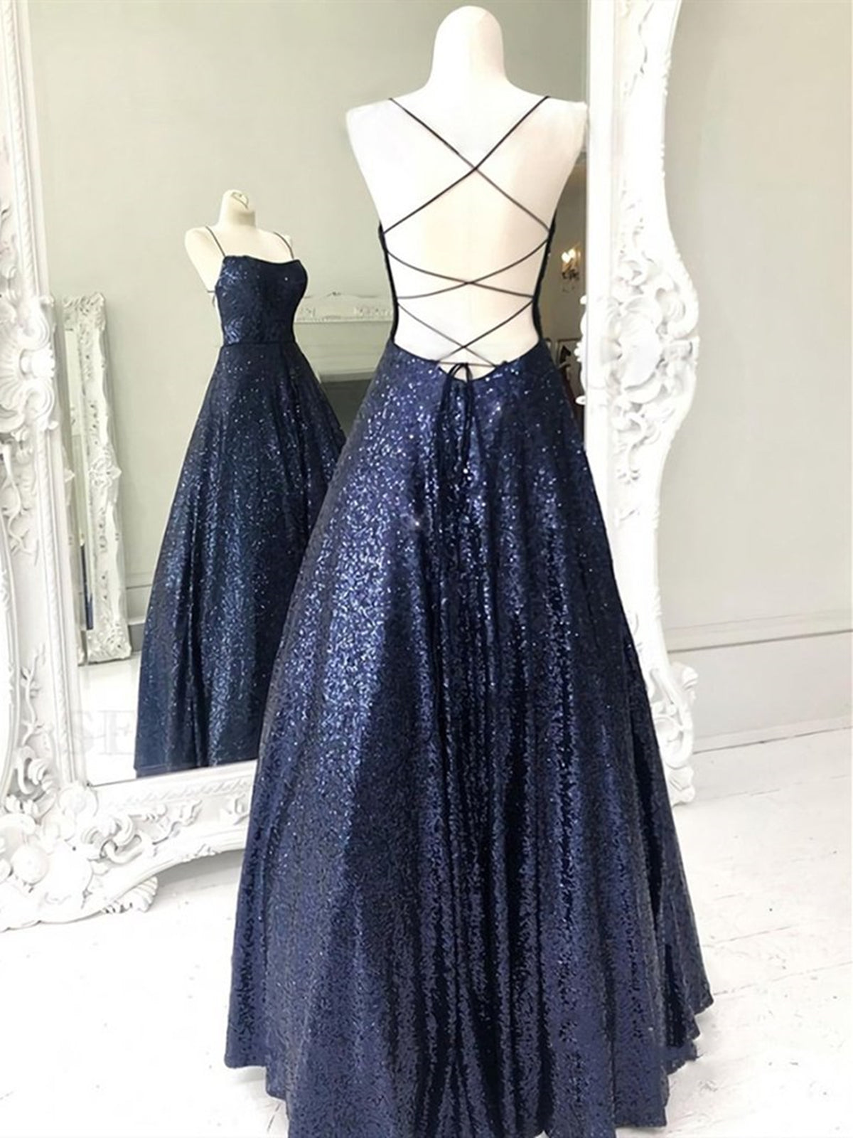 Robes de bal élégantes longues en ligne A, bustier sans bretelles, dos ouvert, ornées de paillettes