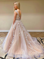 Robes de bal formelles élégantes longues en tulle avec dentelle, col rond et dos nu, coupe en A