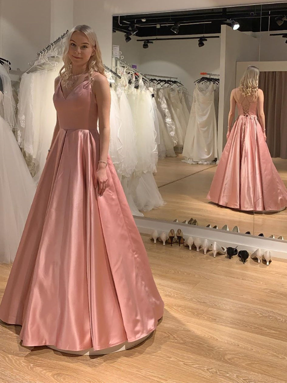 Elegantes langes rückenfreies A-Linien-Abschlussballkleid aus Satin mit V-Ausschnitt