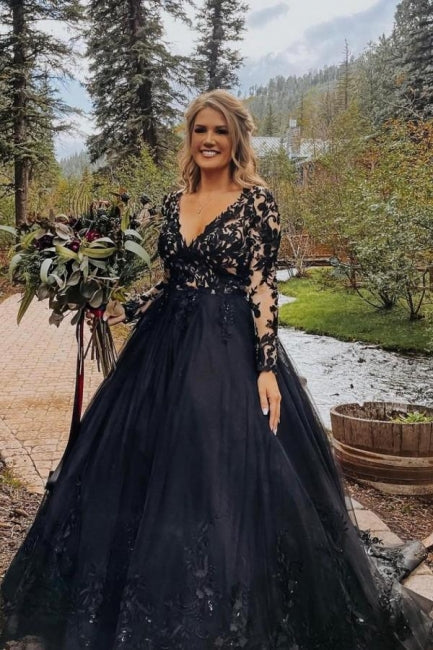 Robes de mariée élégantes longues noires en ligne A à col en V avec manches longues et dentelle