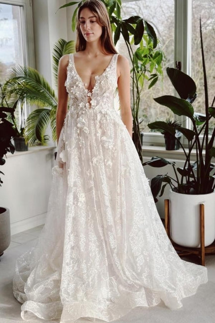 Vestido de Noiva Elegante Comprido em Marfim com Decote em V, Corte em A e Renda com Brilho