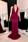 Vestido largo elegante de sirena con cuello halter sin mangas y escote en V para fiesta