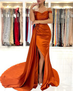Robe de bal longue élégante sirène en satin extensible décolletée avec fente