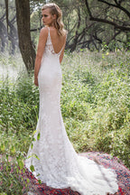 Abito da sposa elegante lungo a sirena con spalline sottili, pizzo e schiena scoperta