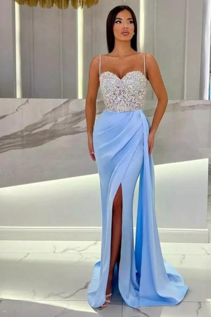 Robe de bal élégante longue sirène à fines bretelles en forme de cœur avec paillettes et fente
