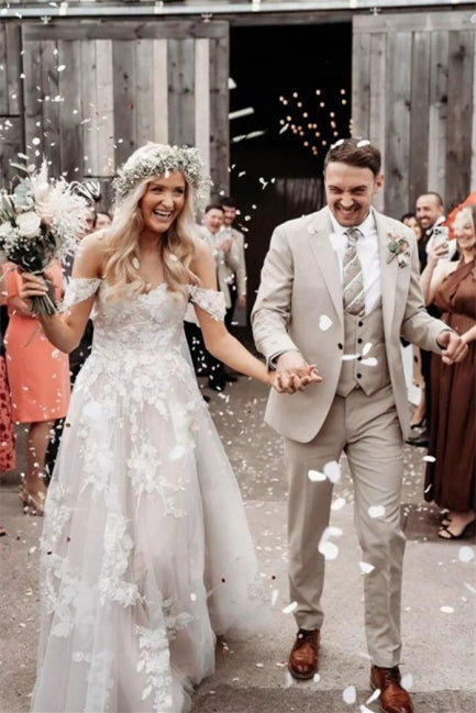 Robe de mariée élégante longue asymétrique en tulle avec dentelle florale
