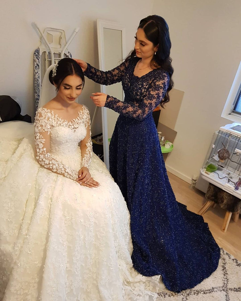 Vestidos de Noiva Elegantes Longos de Tule e Renda Princesa com Mangas