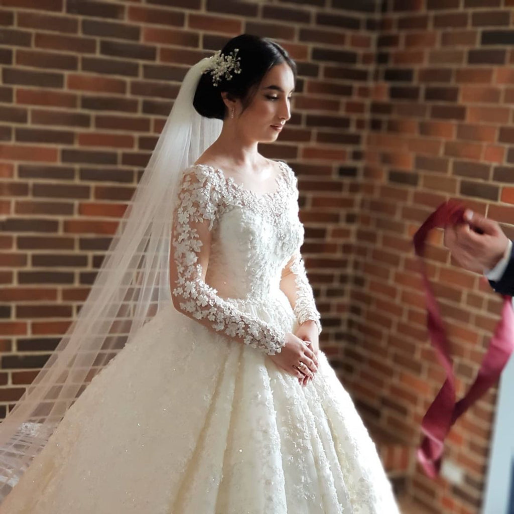 Vestidos de Noiva Elegantes Longos de Tule e Renda Princesa com Mangas