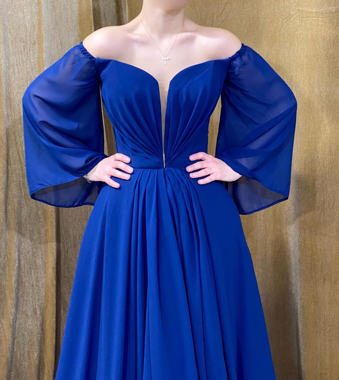Elegant Long Royal Blue Strapless A-Line Prom Dress With Long Sleeves