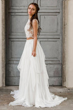 Elegante abito da sposa lungo a due pezzi in pizzo e chiffon a linea ad A