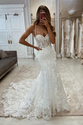 Robe de mariée sans manches élégante avec applications sirène et dentelle