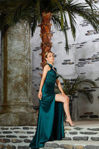 Elegantes Meerjungfrau-Abendkleid mit Rosenträgern und Glitzer, ärmellos, mit Schlitz