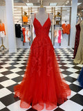 Elegante abito lungo rosso a linea ad A con scollo a V in tulle e pizzo per cerimonie di laurea e balli formali