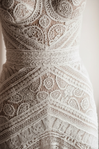 Vestido de noiva elegante estilo sereia em renda boho
